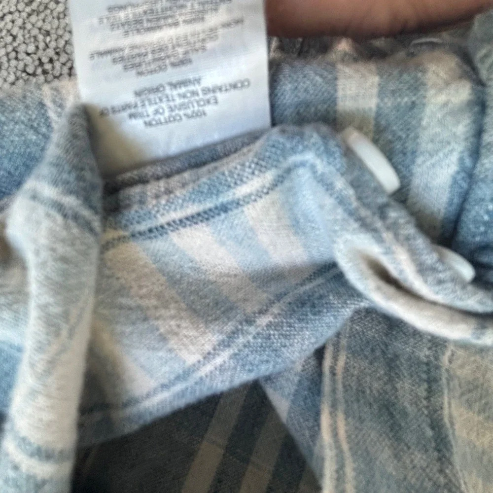J. Crew Plaid VTG Button Down XL Blue Soft Cotton Long Sleeve Preppy Mauritius